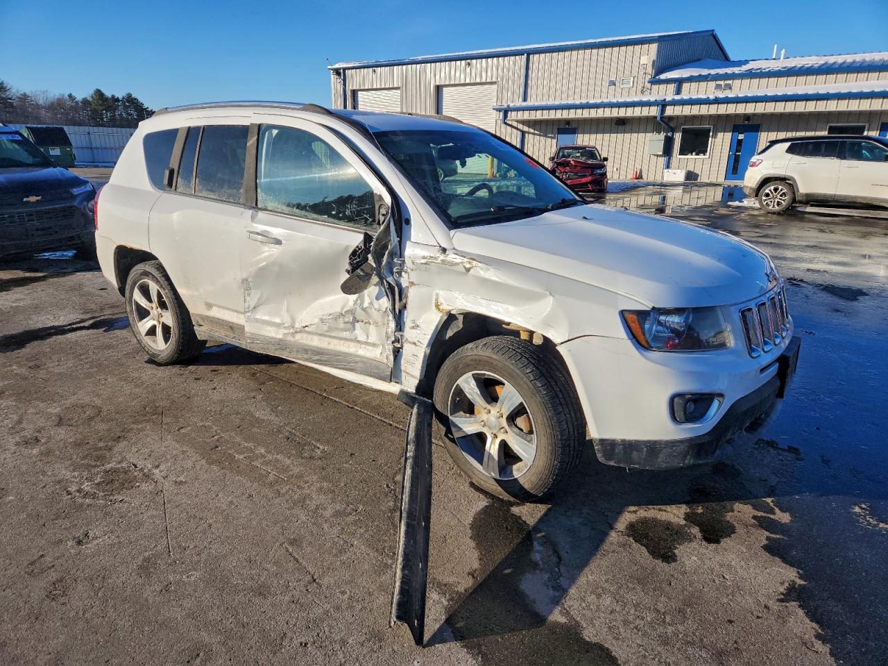 2017 JEEP COMPASS LATITUDE photo 4
