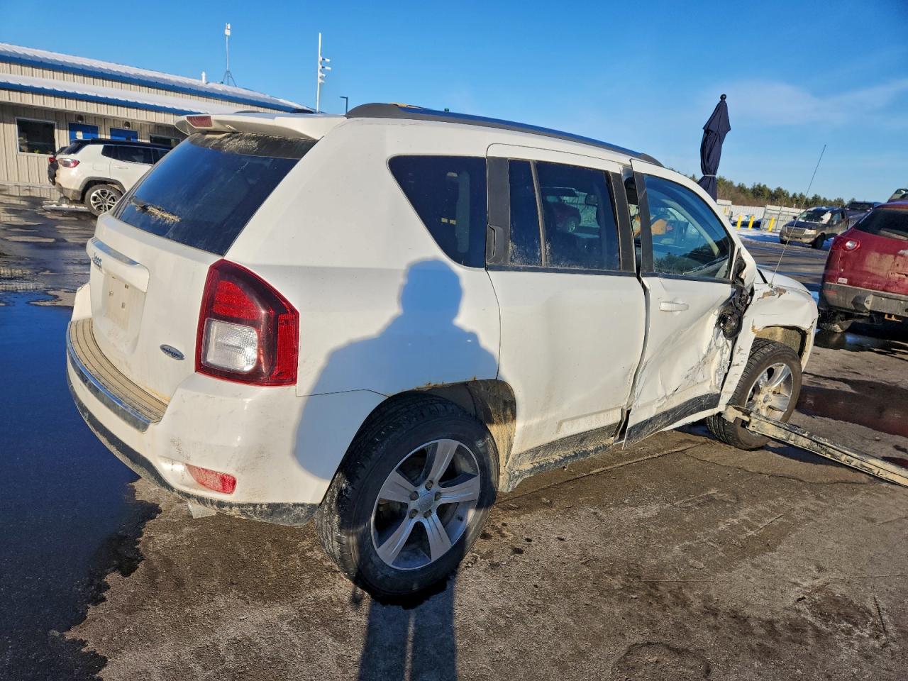 2017 JEEP COMPASS LATITUDE photo 3