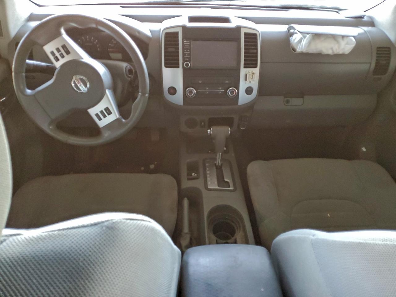 2019 NISSAN FRONTIER S photo 8