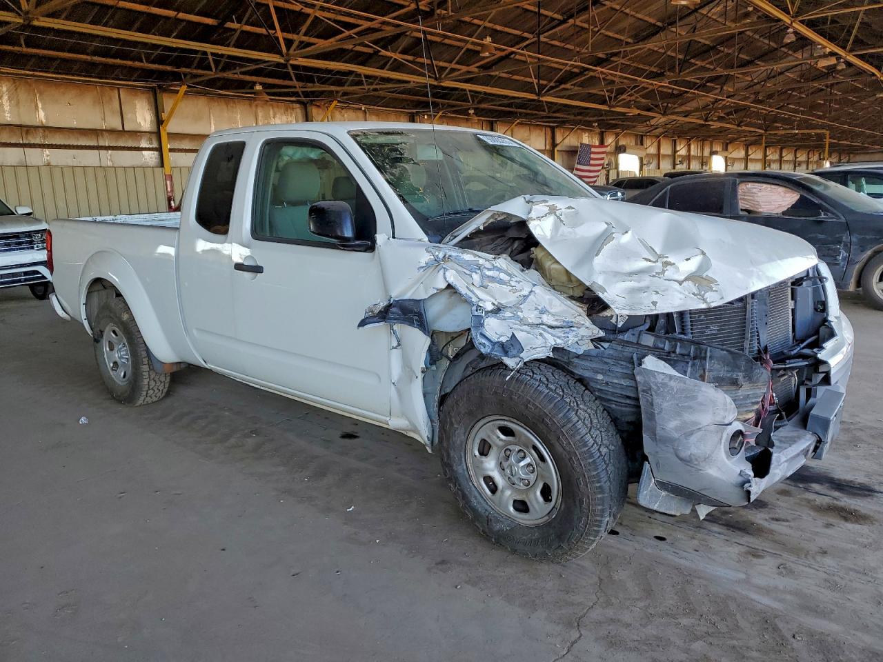 2019 NISSAN FRONTIER S photo 4