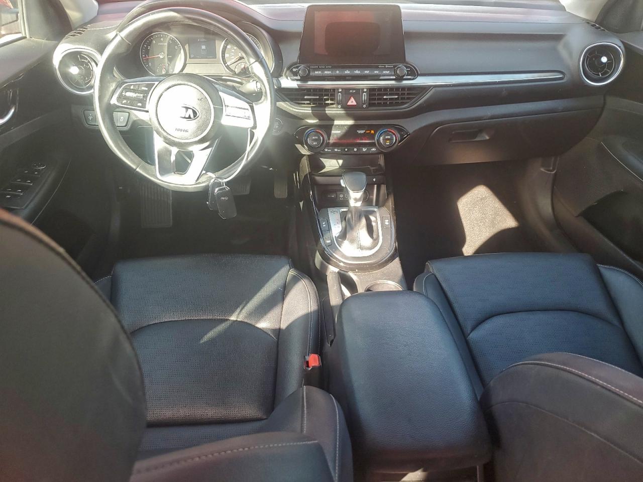 2021 KIA FORTE EX photo 8