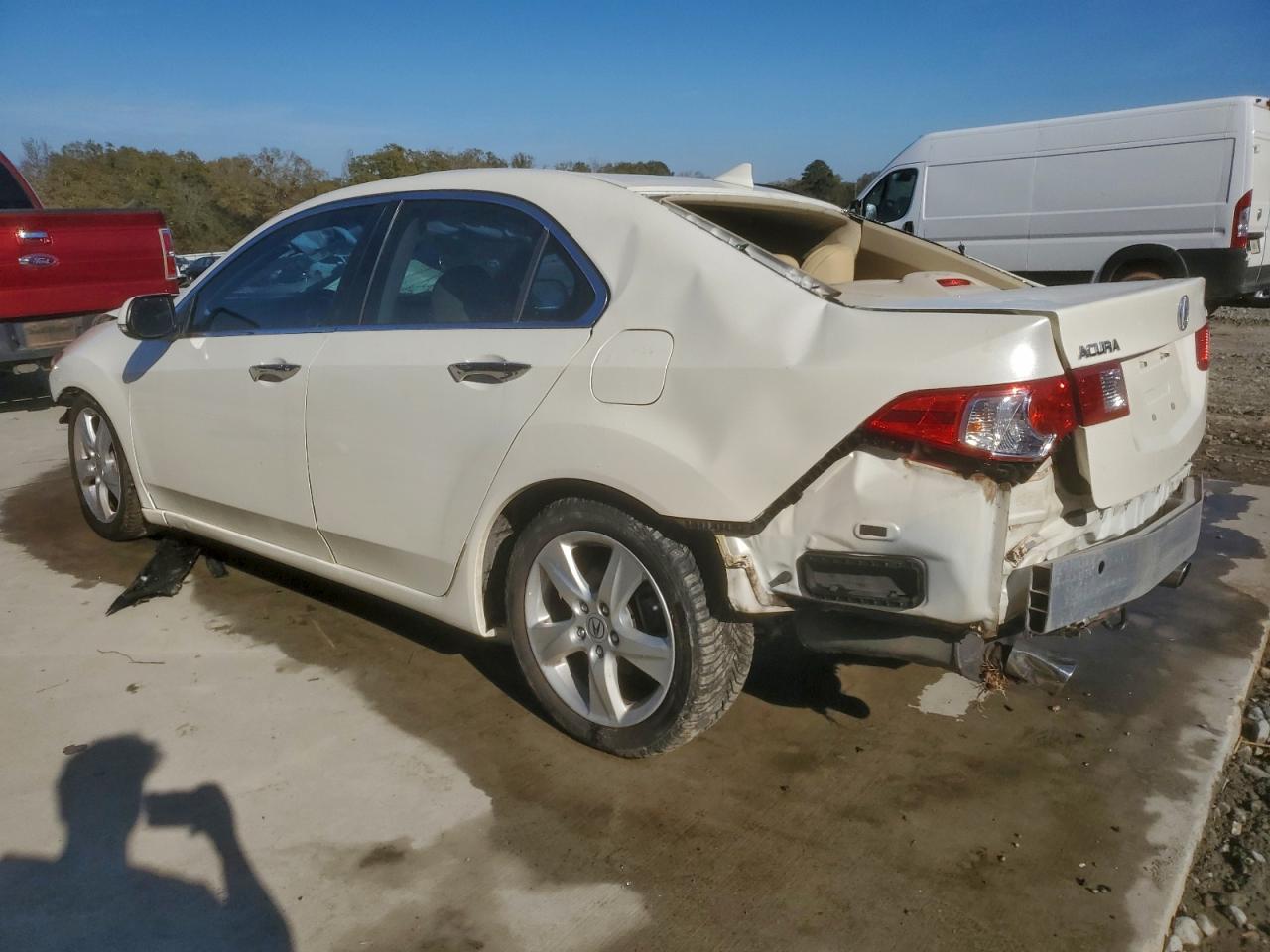 2010 ACURA TSX photo 2
