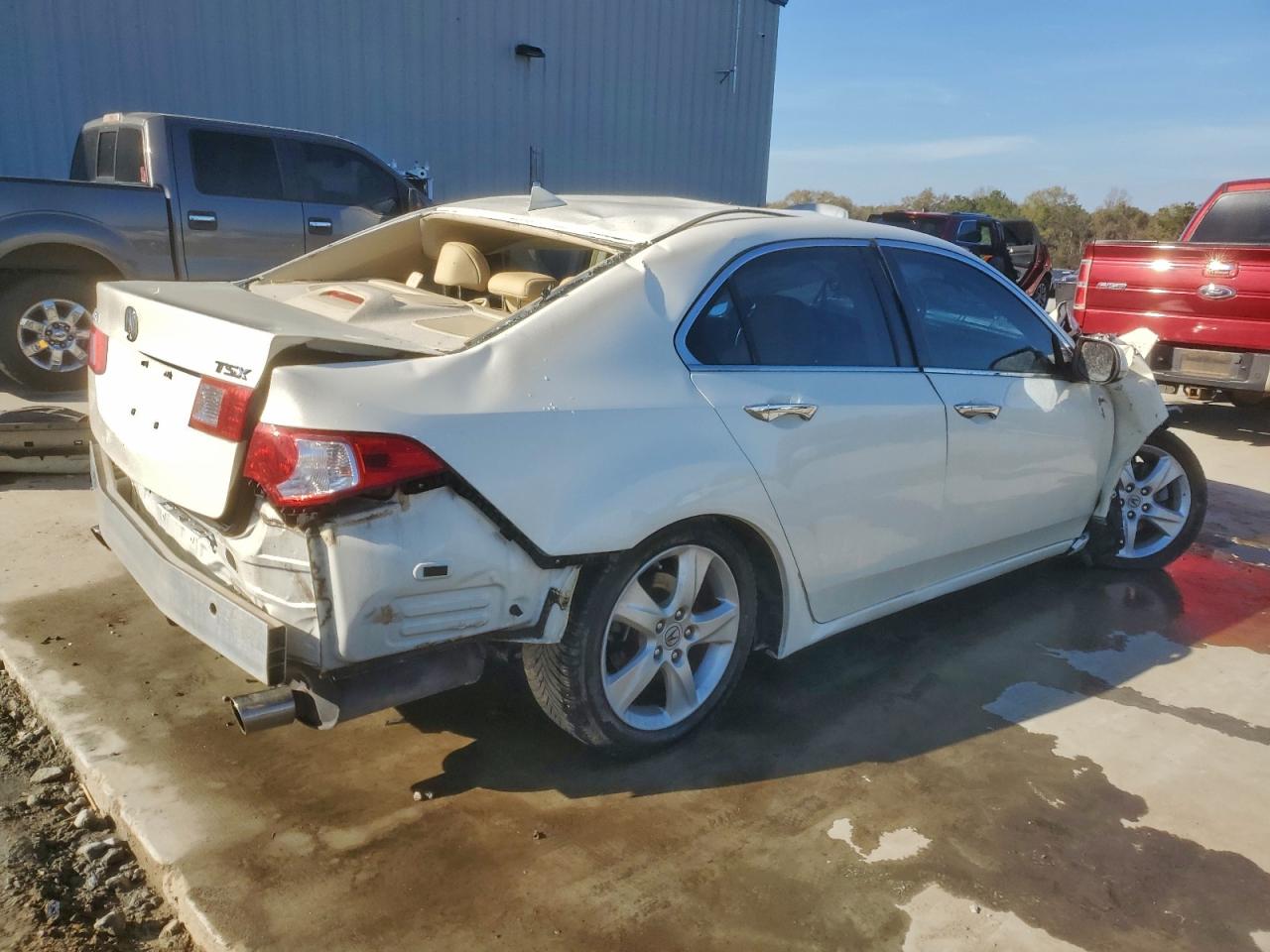 2010 ACURA TSX photo 3