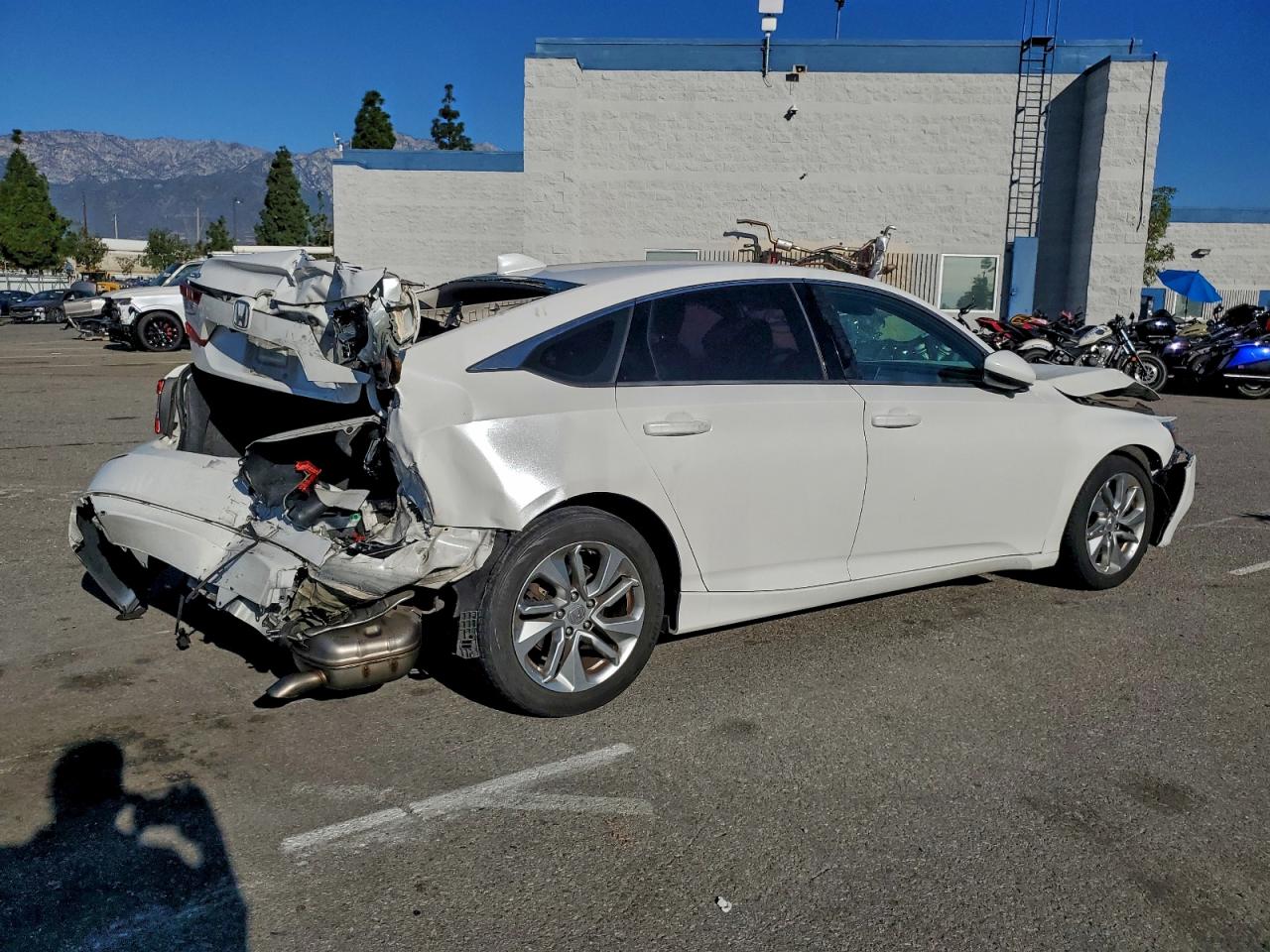 2018 HONDA ACCORD LX photo 3