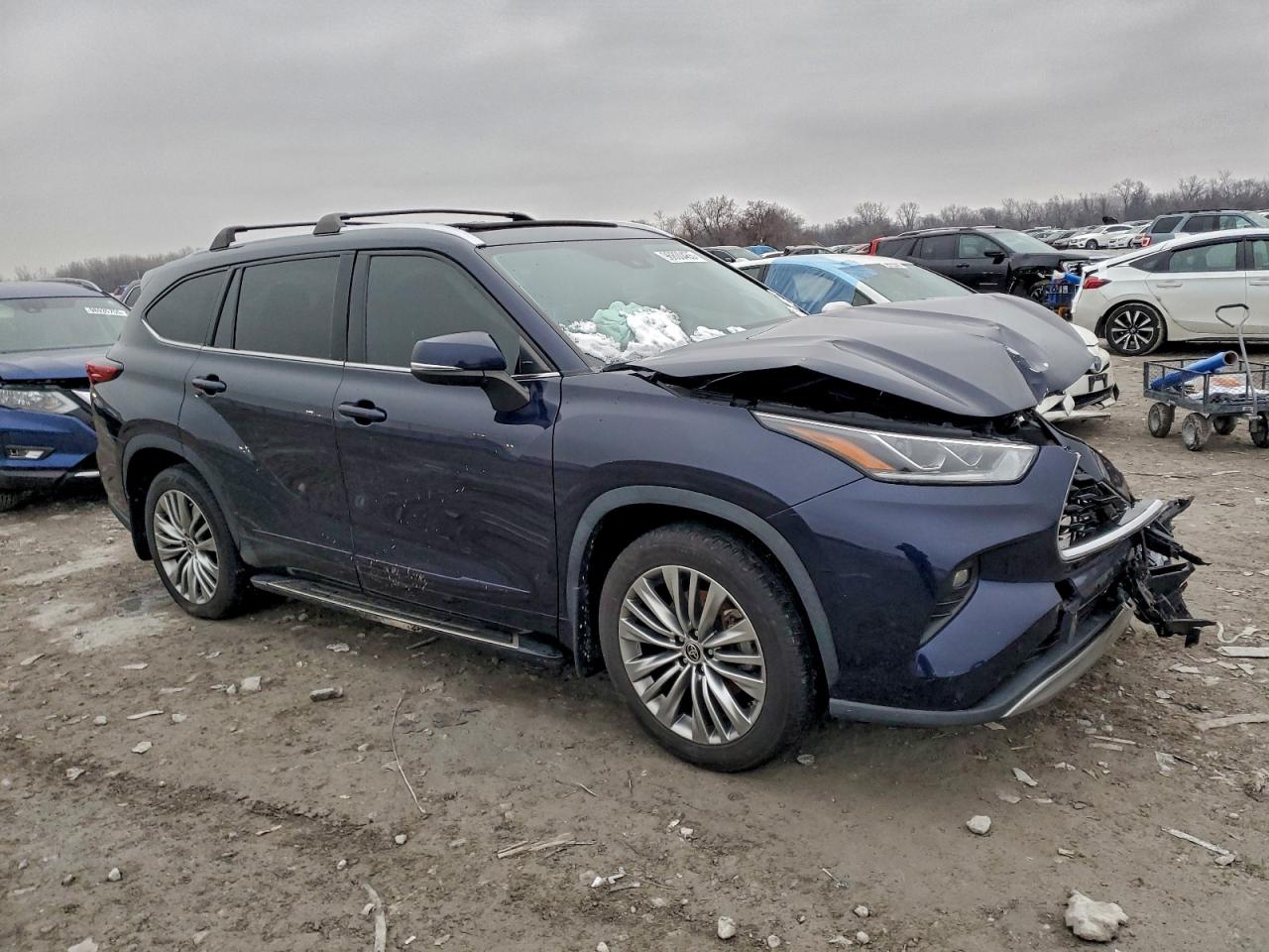 2021 TOYOTA HIGHLANDER PLATINUM photo 4
