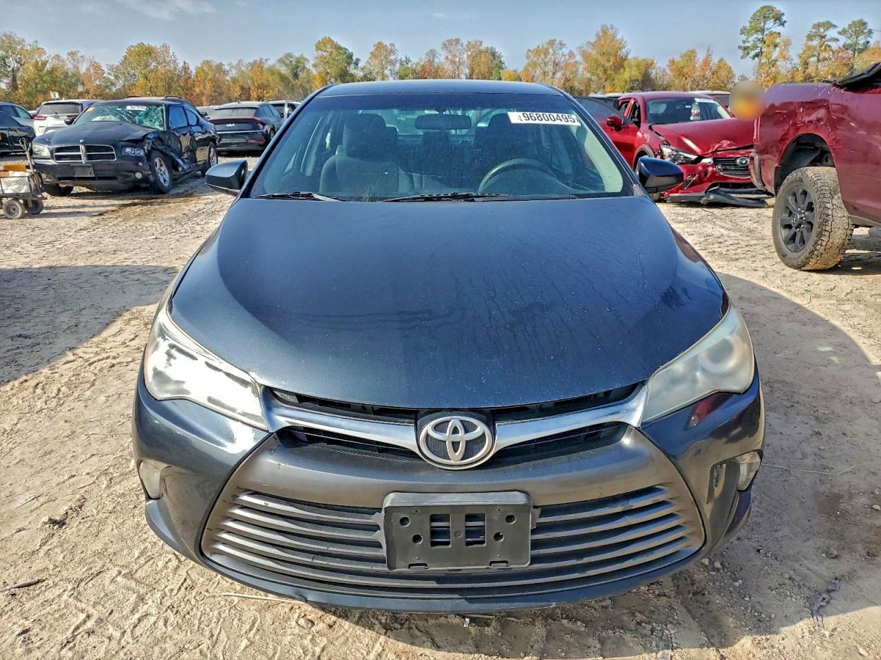 2015 TOYOTA CAMRY LE photo 5