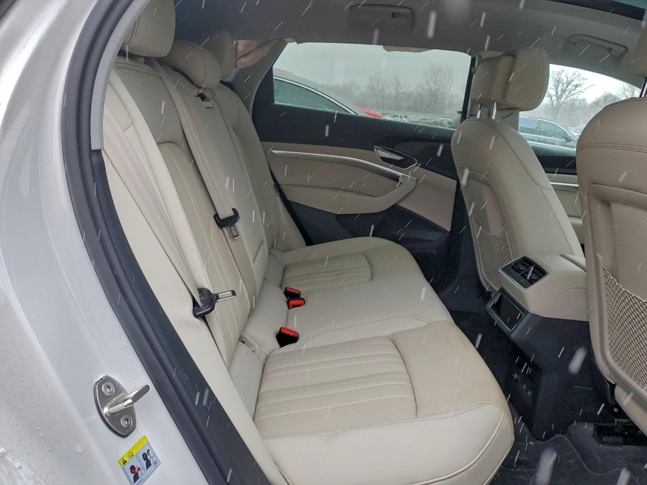 2021 AUDI E-TRON PREMIUM PLUS photo 11