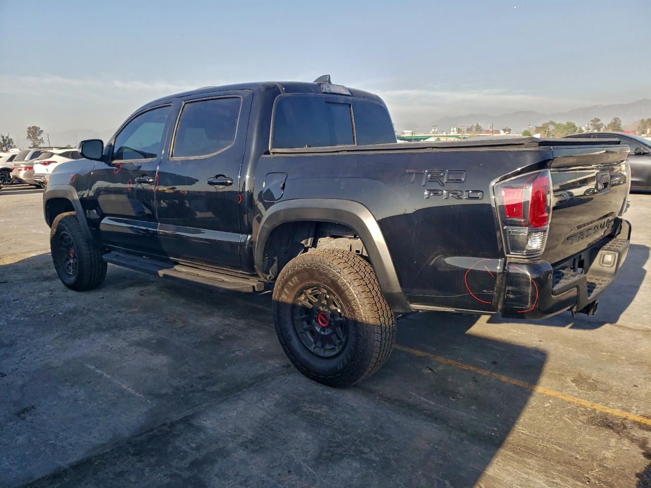 2022 TOYOTA TACOMA DOUBLE CAB photo 2