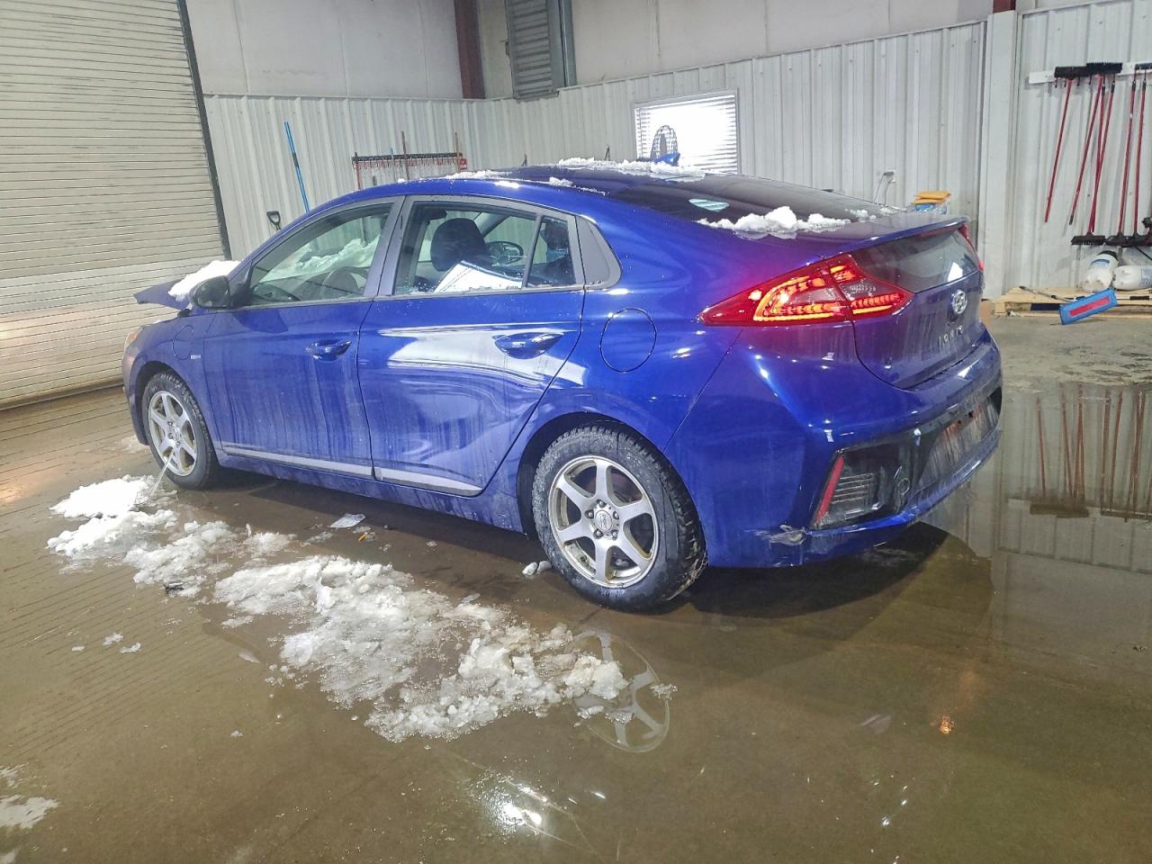2019 HYUNDAI IONIQ photo 2