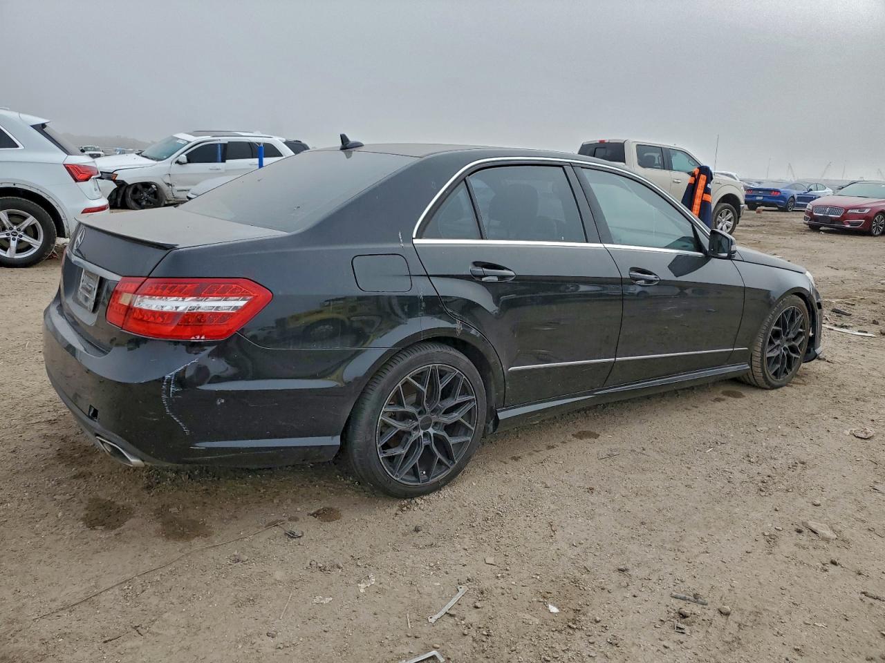 2011 MERCEDES-BENZ E 350 photo 3