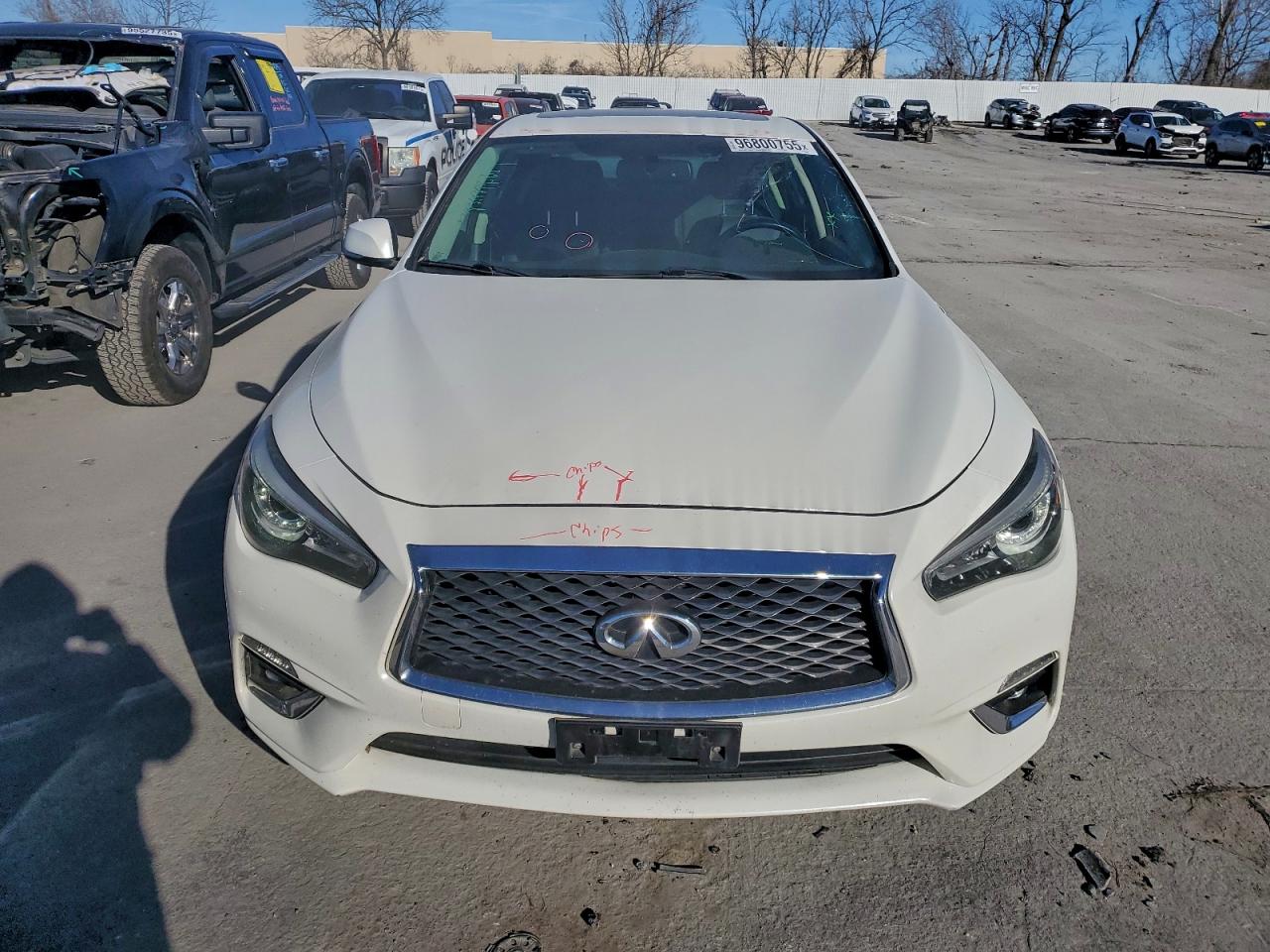 2018 INFINITI Q50 LUXE photo 5