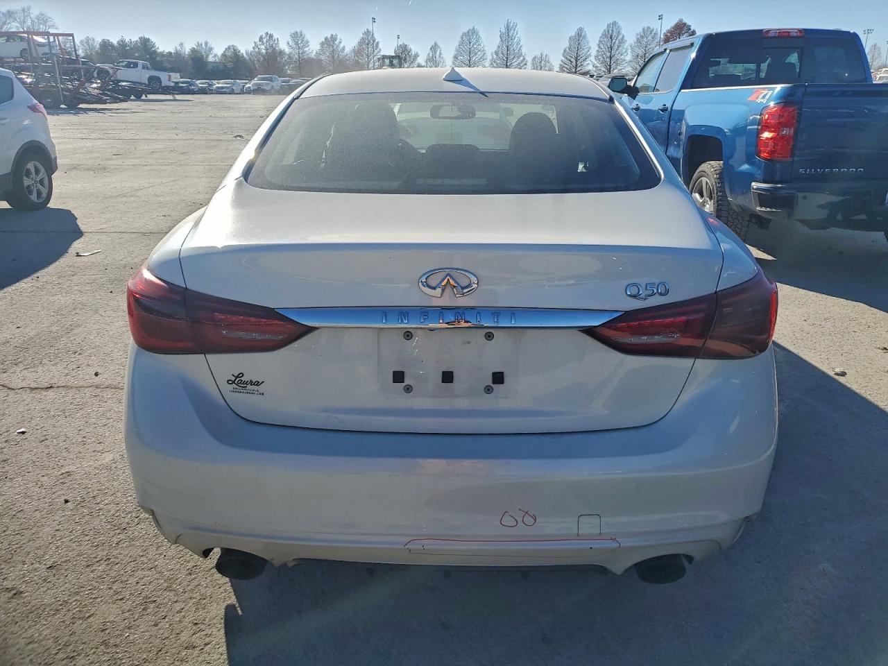 2018 INFINITI Q50 LUXE photo 6