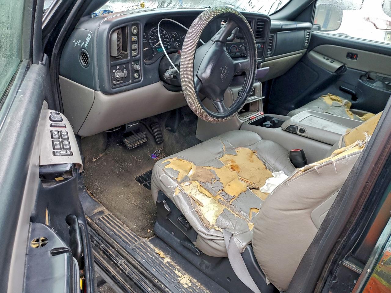2001 CHEVROLET TAHOE K1500 photo 8