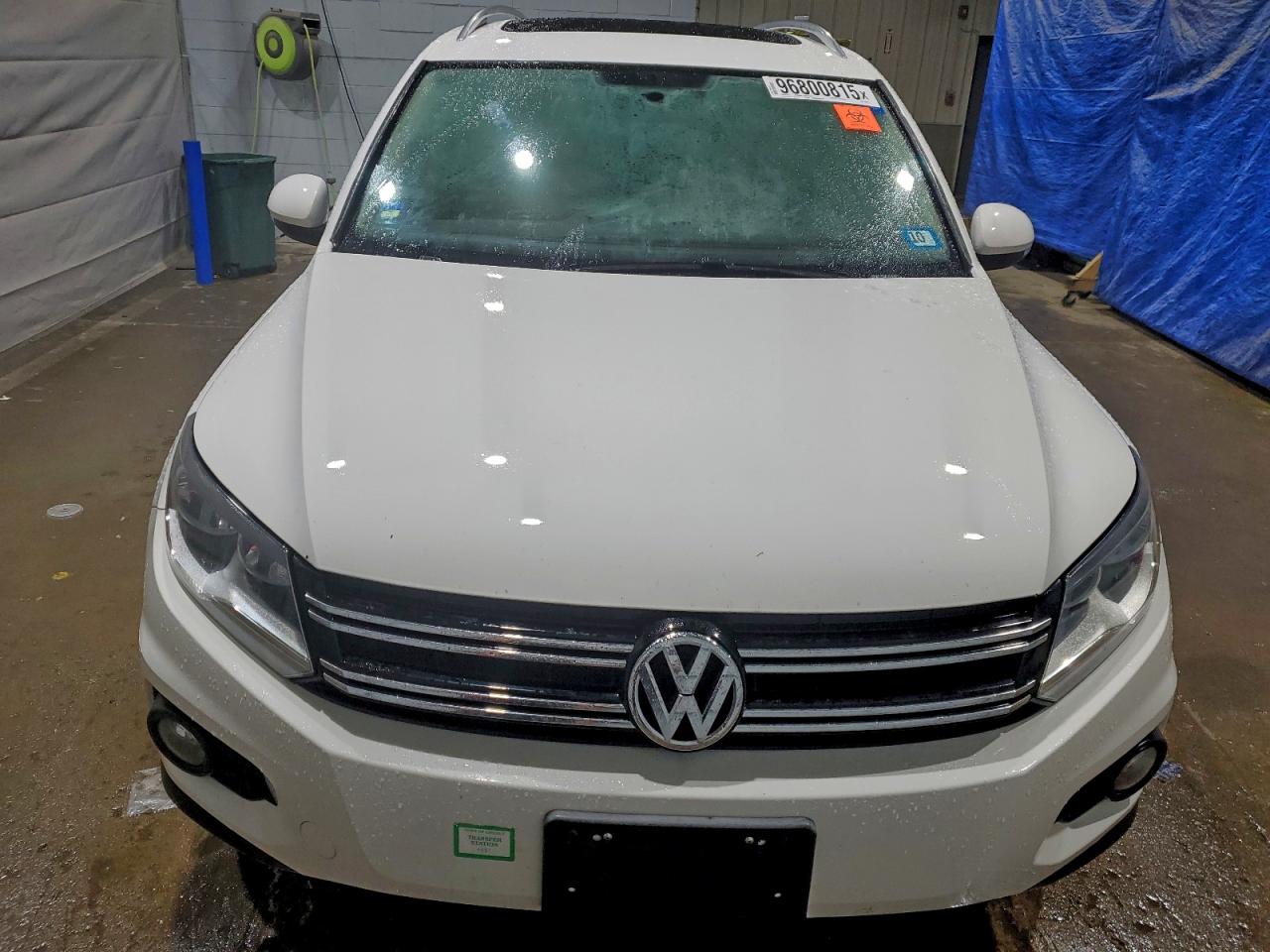 2012 VOLKSWAGEN TIGUAN S photo 5