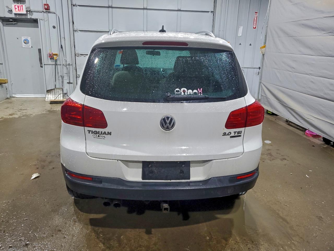 2012 VOLKSWAGEN TIGUAN S photo 6