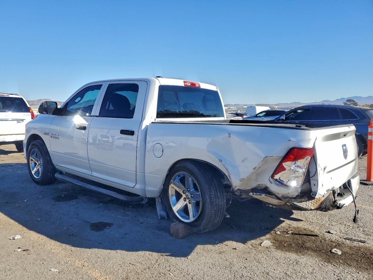 2013 RAM 1500 ST photo 2