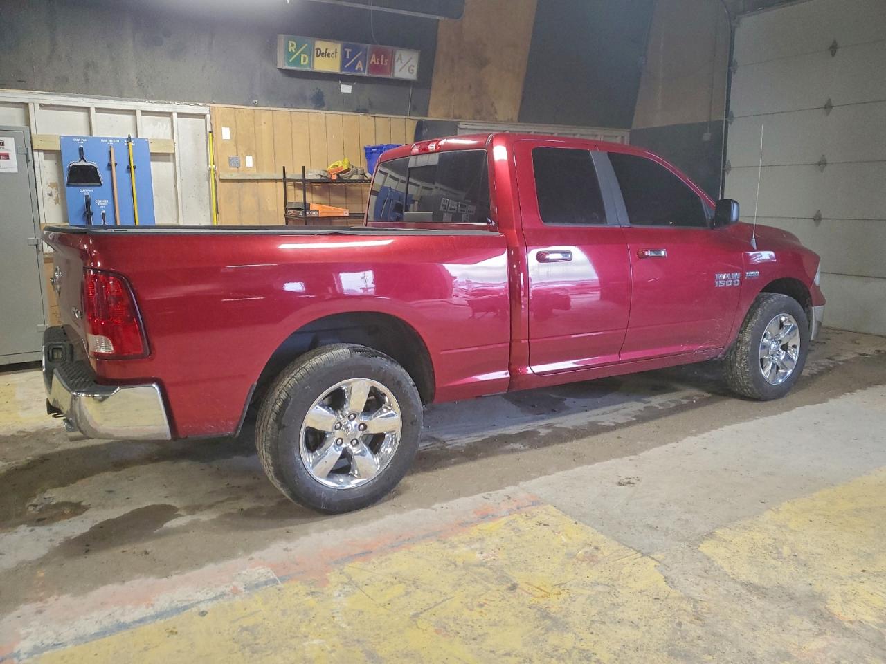 2013 RAM 1500 SLT photo 3