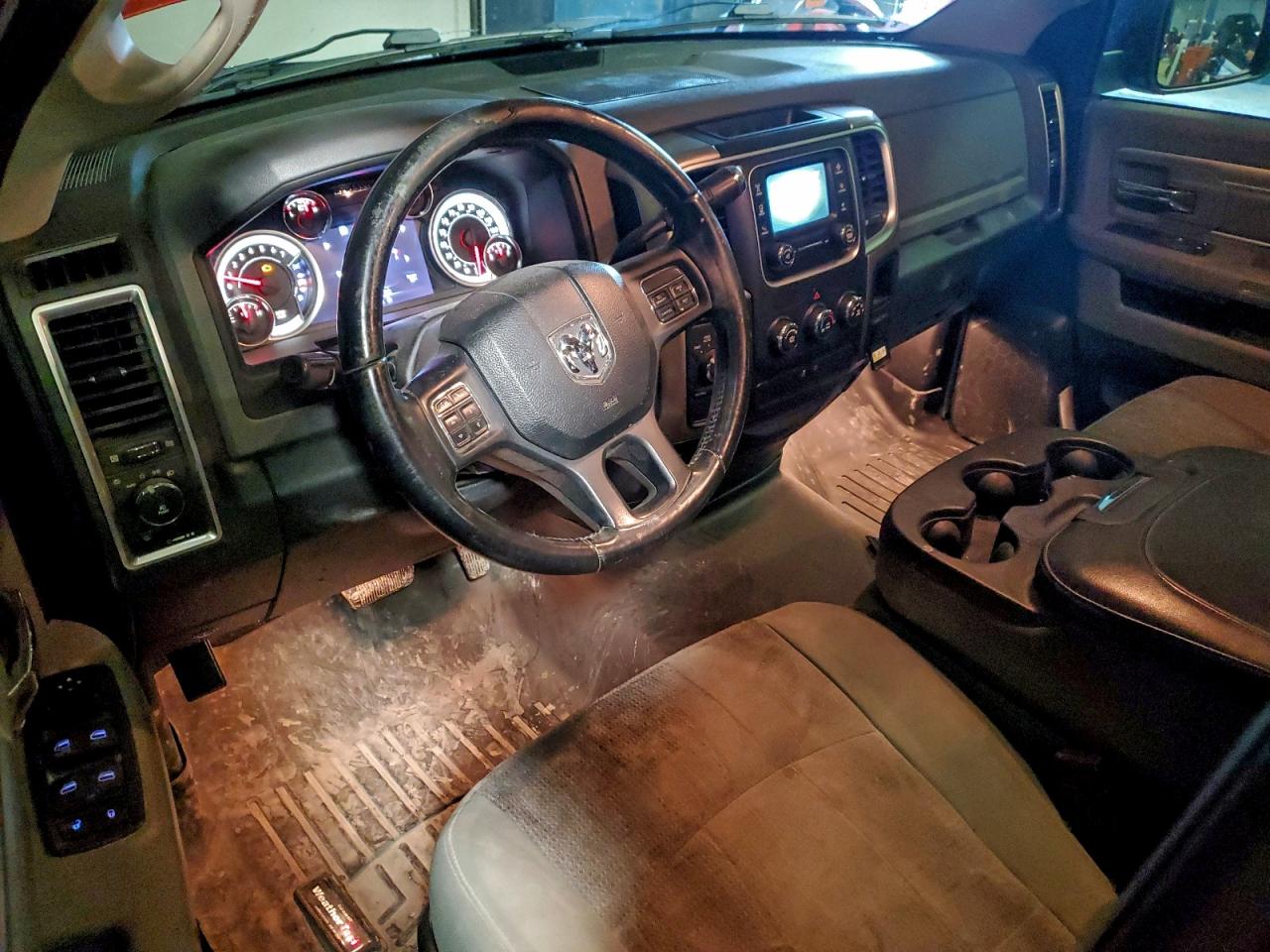 2013 RAM 1500 SLT photo 8