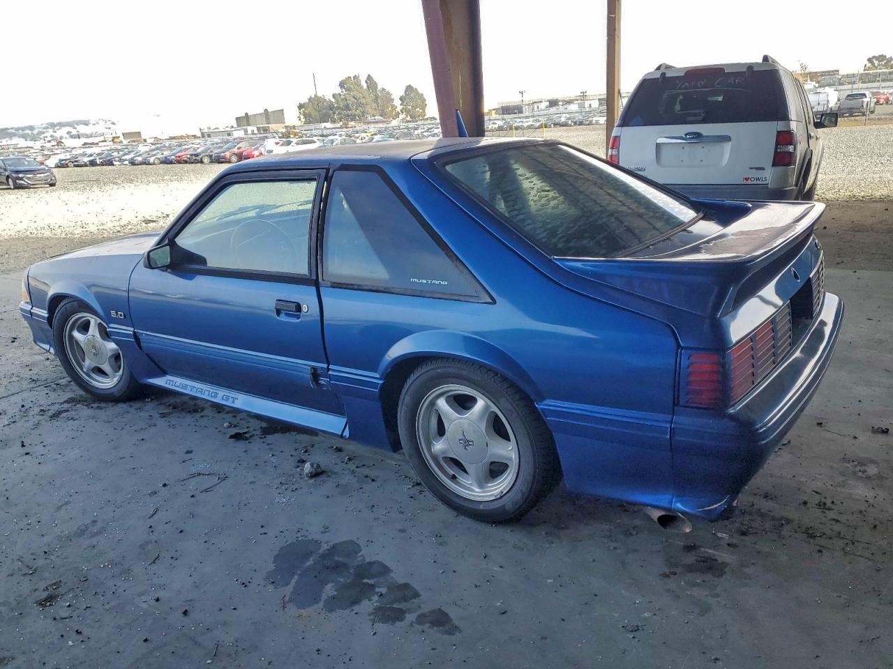 1991 FORD MUSTANG GT photo 2