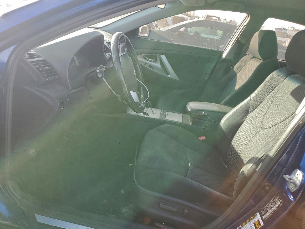 2010 TOYOTA CAMRY BASE photo 7