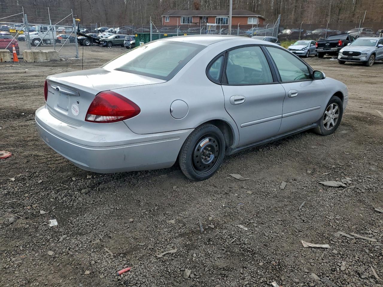 2007 FORD TAURUS SEL photo 3