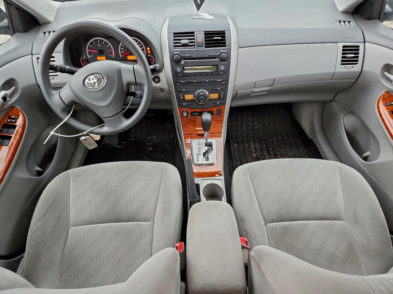 2009 TOYOTA COROLLA BASE photo 8