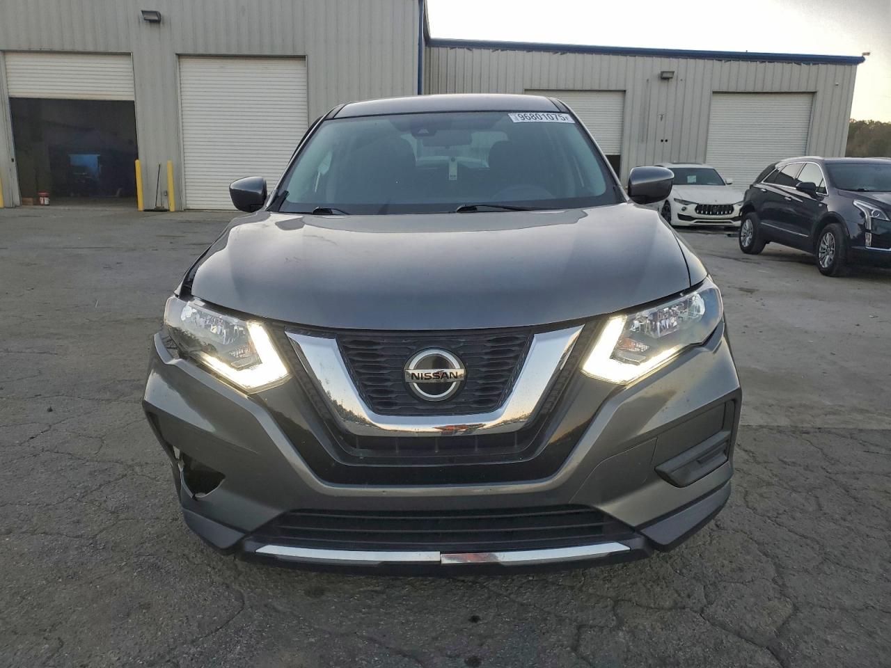 2019 NISSAN ROGUE S photo 5