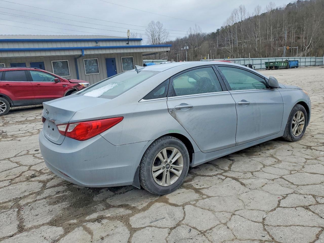 2013 HYUNDAI SONATA GLS photo 3