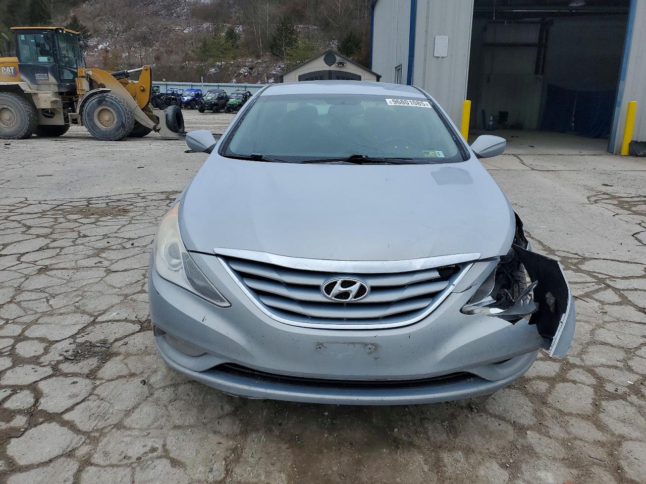 2013 HYUNDAI SONATA GLS photo 5
