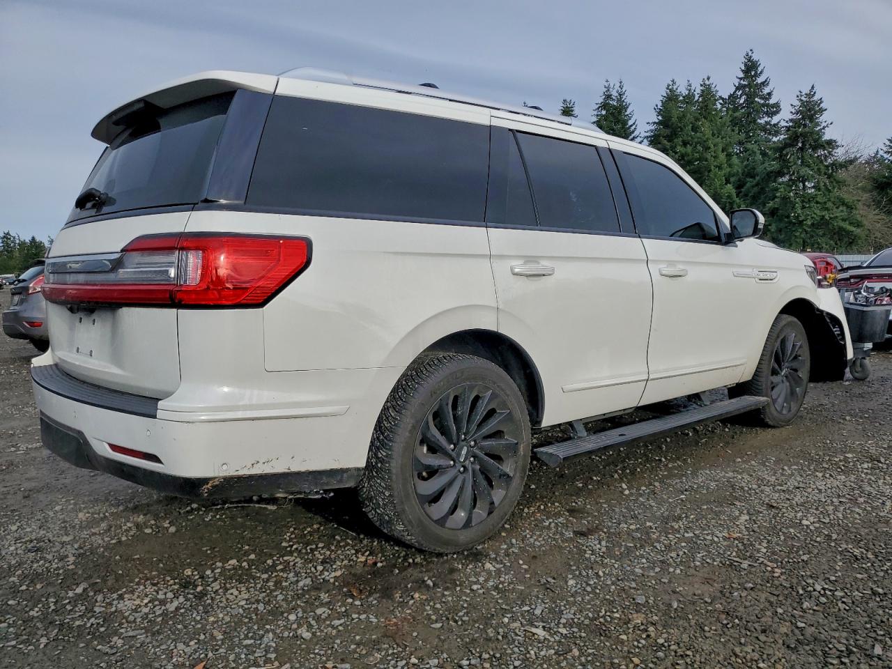2020 LINCOLN NAVIGATOR RESERVE photo 3