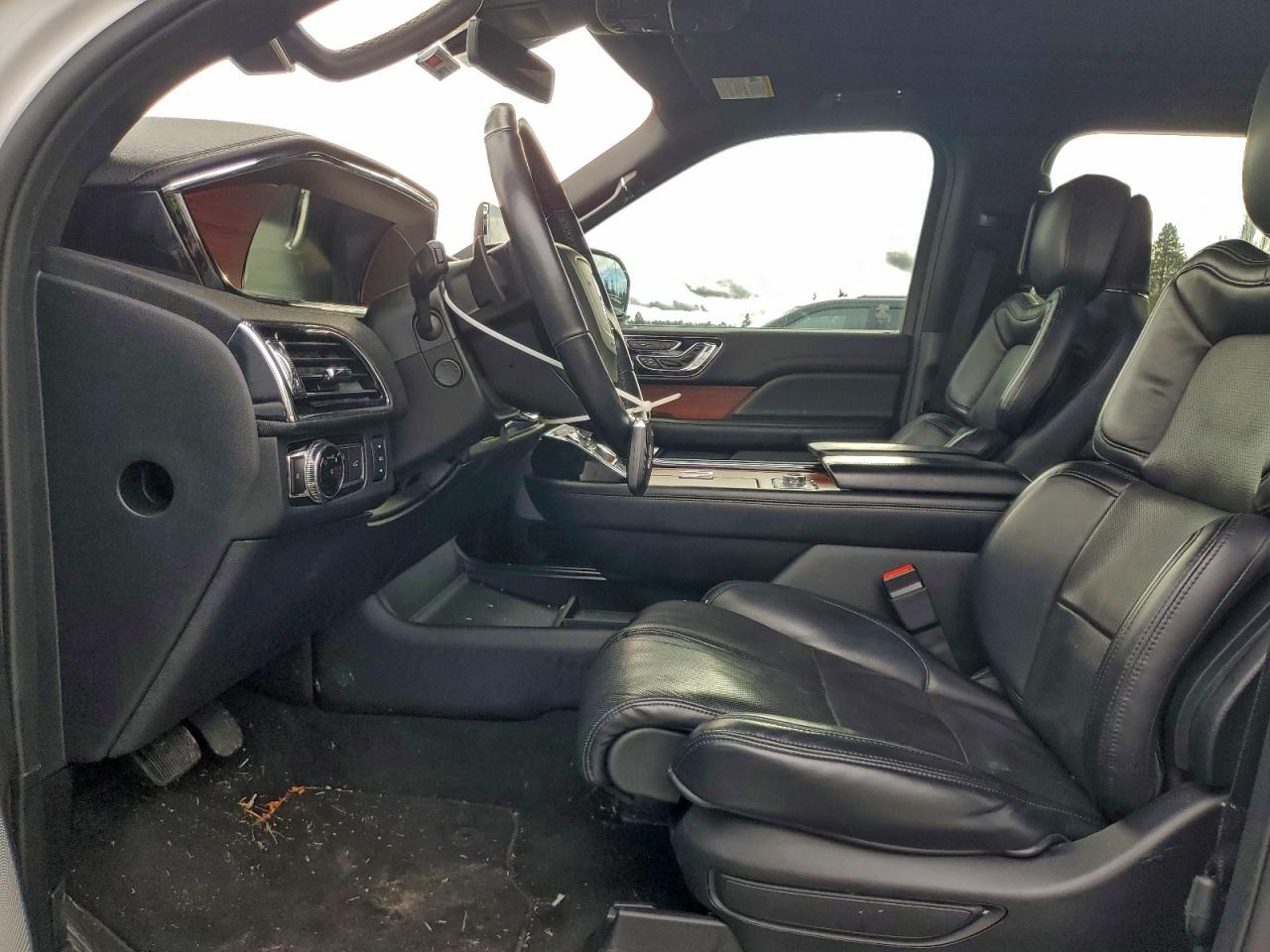 2020 LINCOLN NAVIGATOR RESERVE photo 7