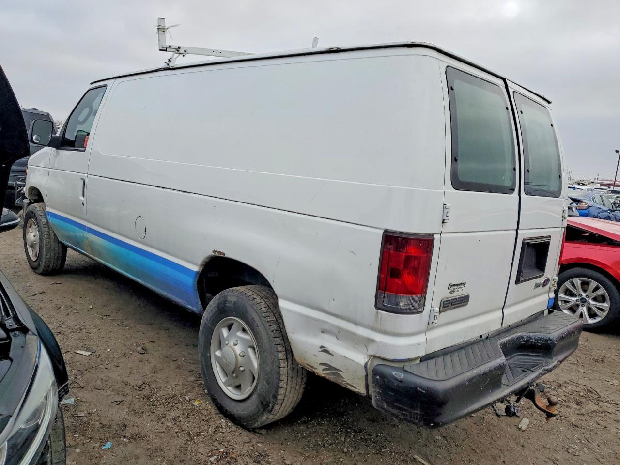 2009 FORD E250 DELIVERY VAN photo 2