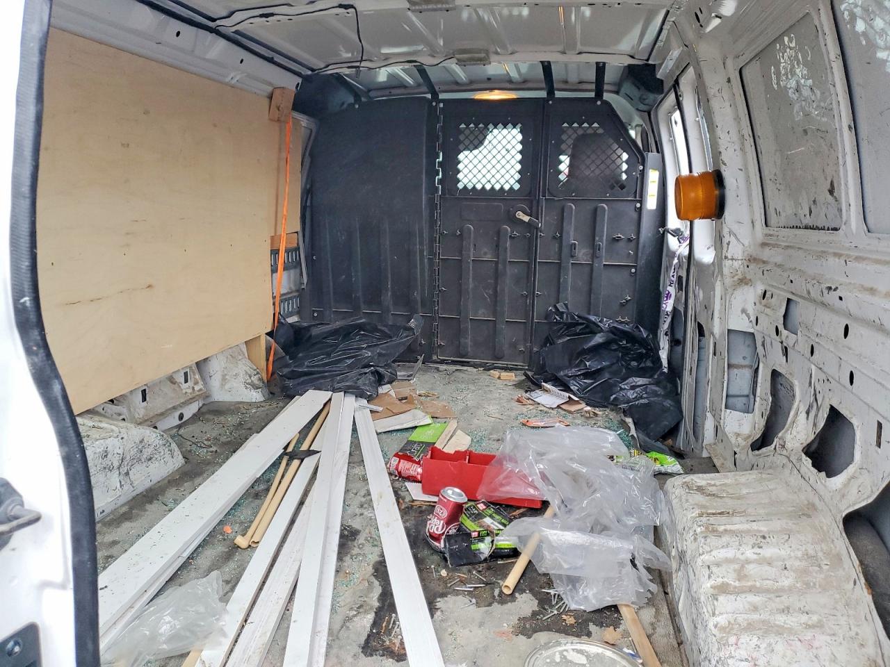 2009 FORD E250 DELIVERY VAN photo 10