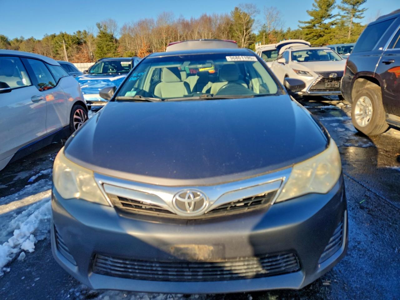 2013 TOYOTA CAMRY L photo 5