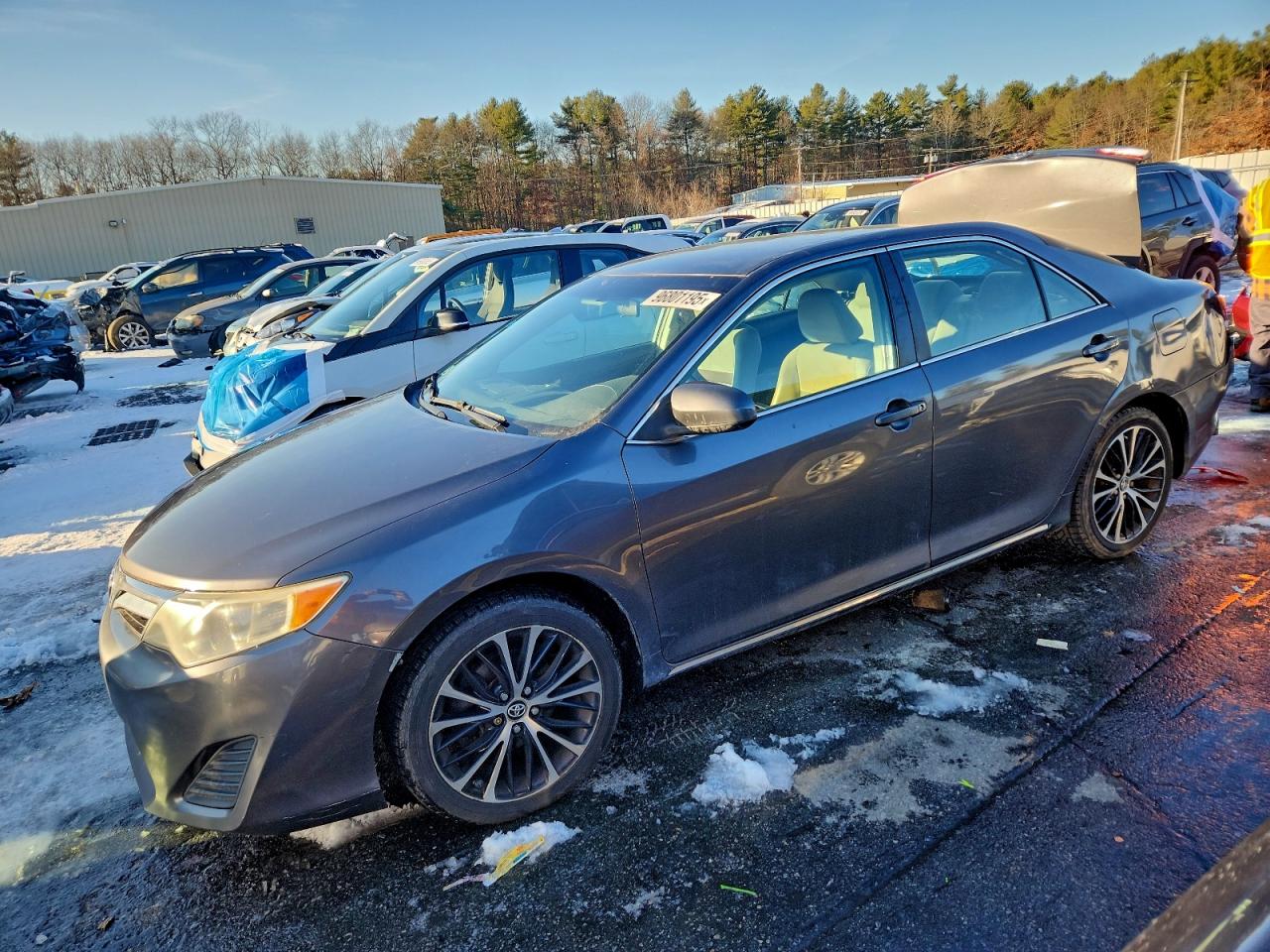 2013 TOYOTA CAMRY