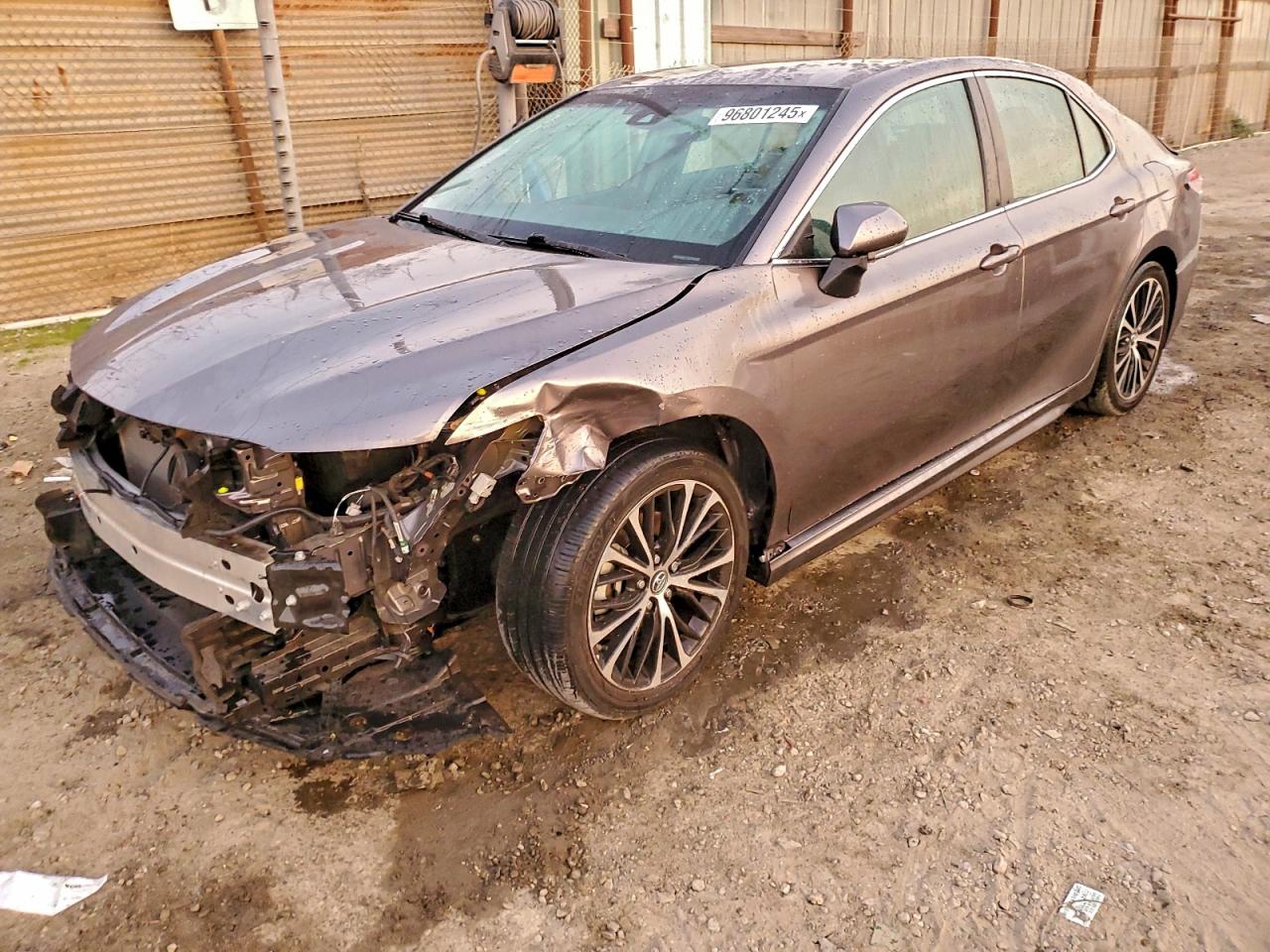 2018 TOYOTA CAMRY