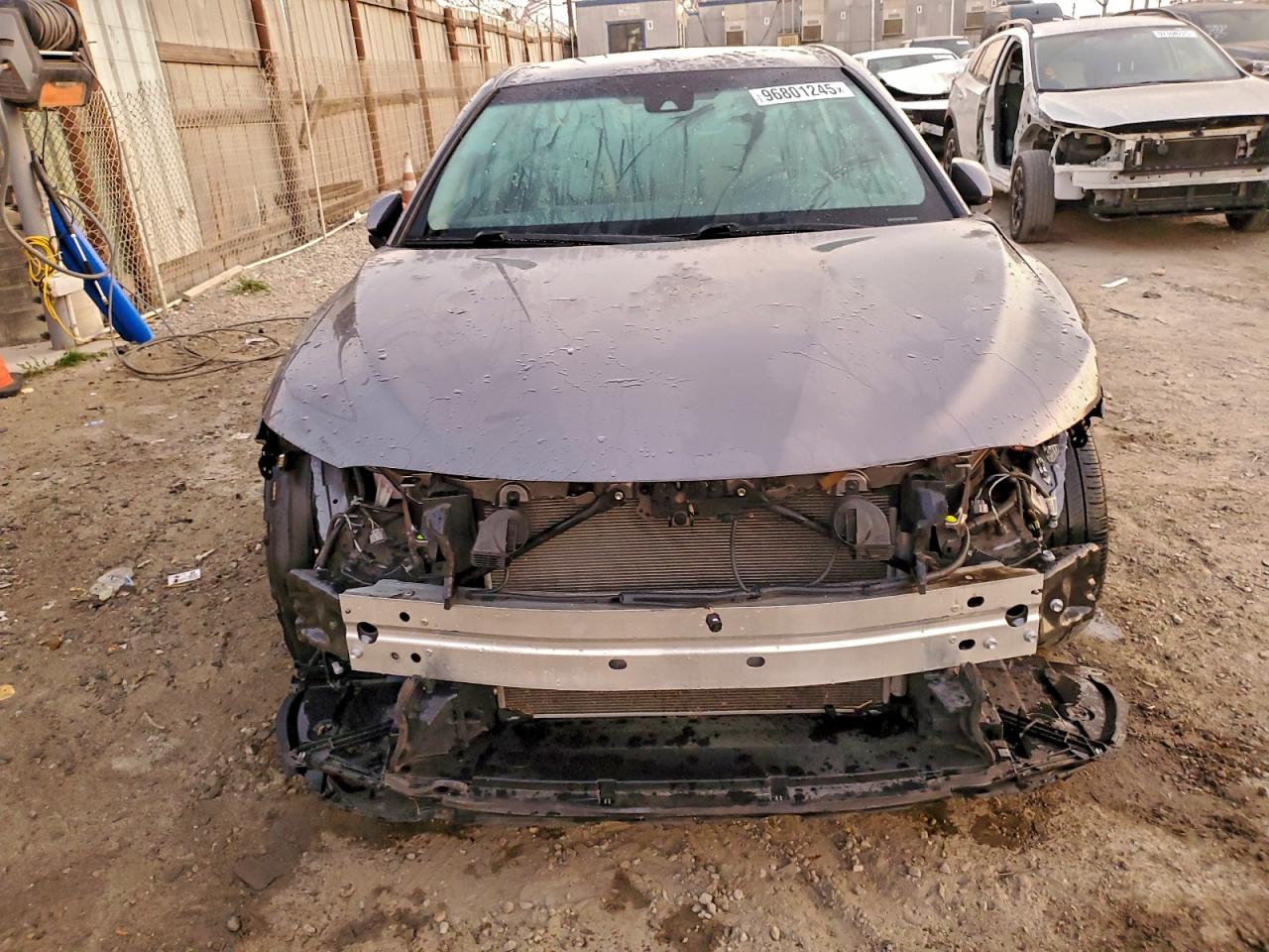 2018 TOYOTA CAMRY L photo 5