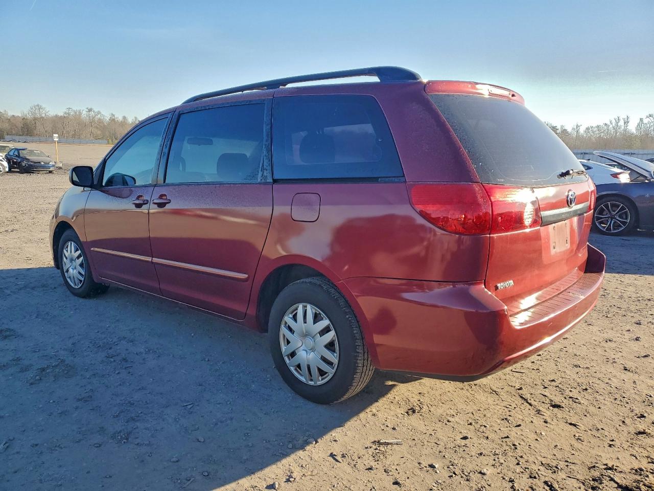2008 TOYOTA SIENNA CE photo 2