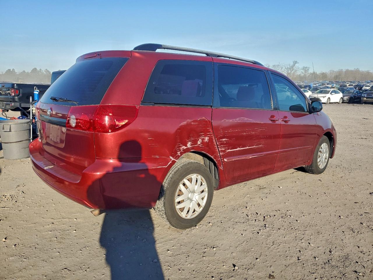 2008 TOYOTA SIENNA CE photo 3