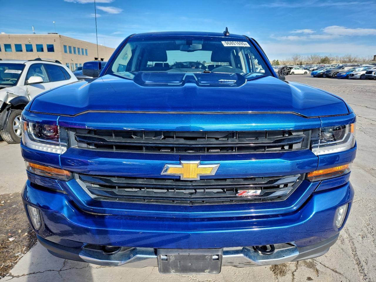 2018 CHEVROLET SILVERADO K1500 LT photo 5