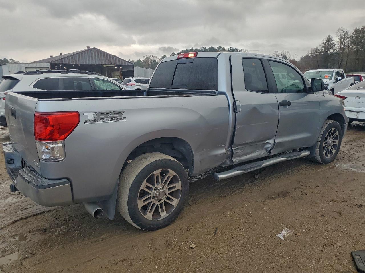 2012 TOYOTA TUNDRA photo 5