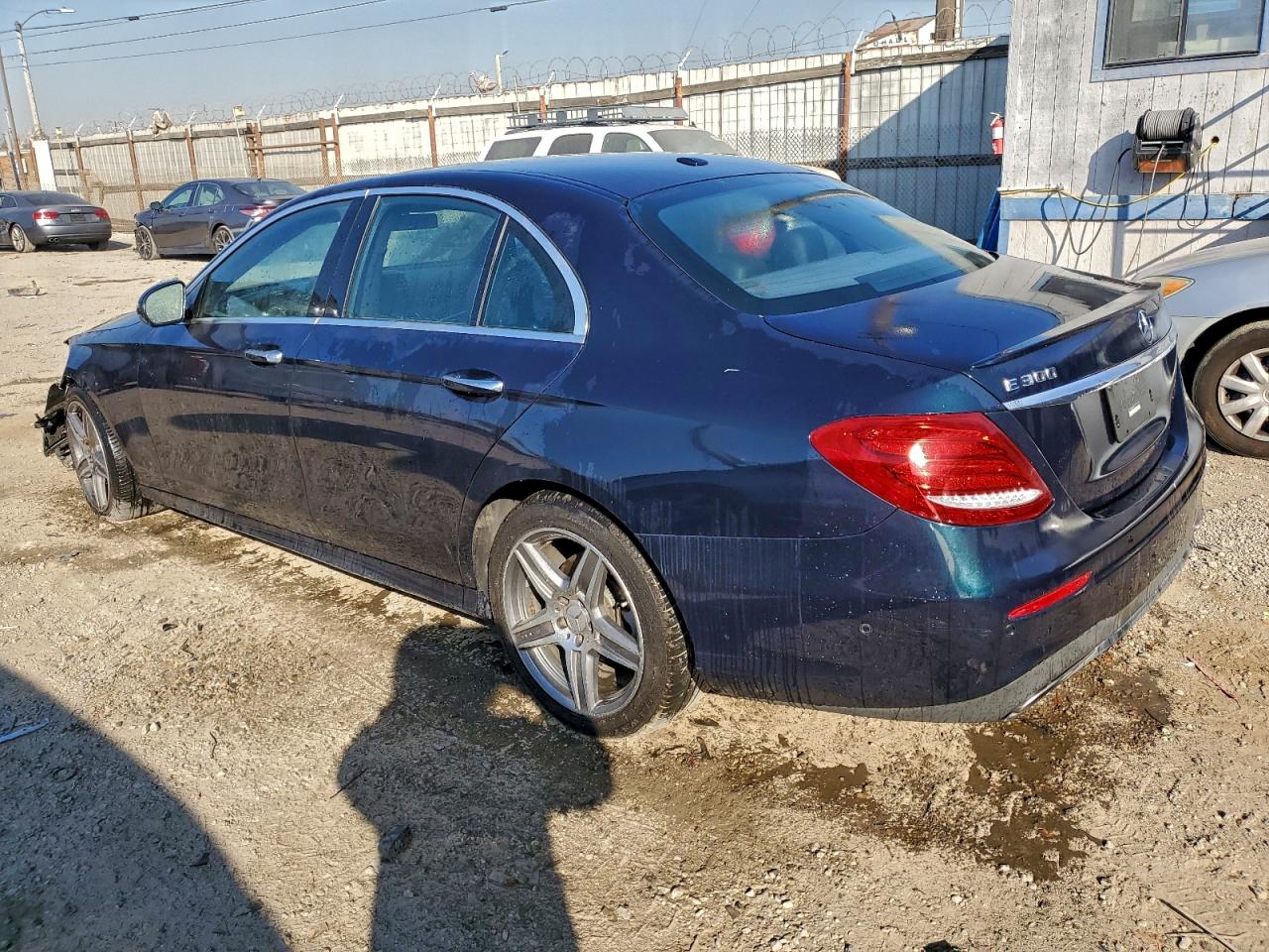 2017 MERCEDES-BENZ E 300 photo 2