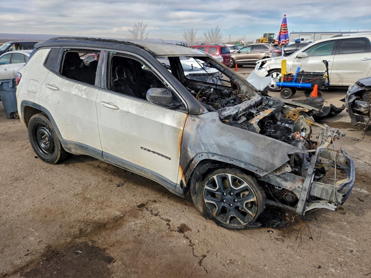 2021 JEEP COMPASS TRAILHAWK photo 4