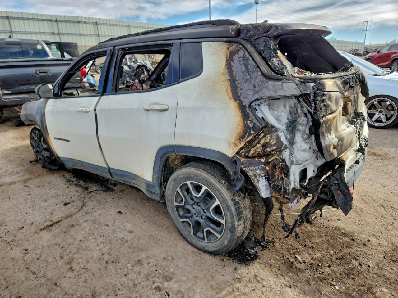 2021 JEEP COMPASS TRAILHAWK photo 2