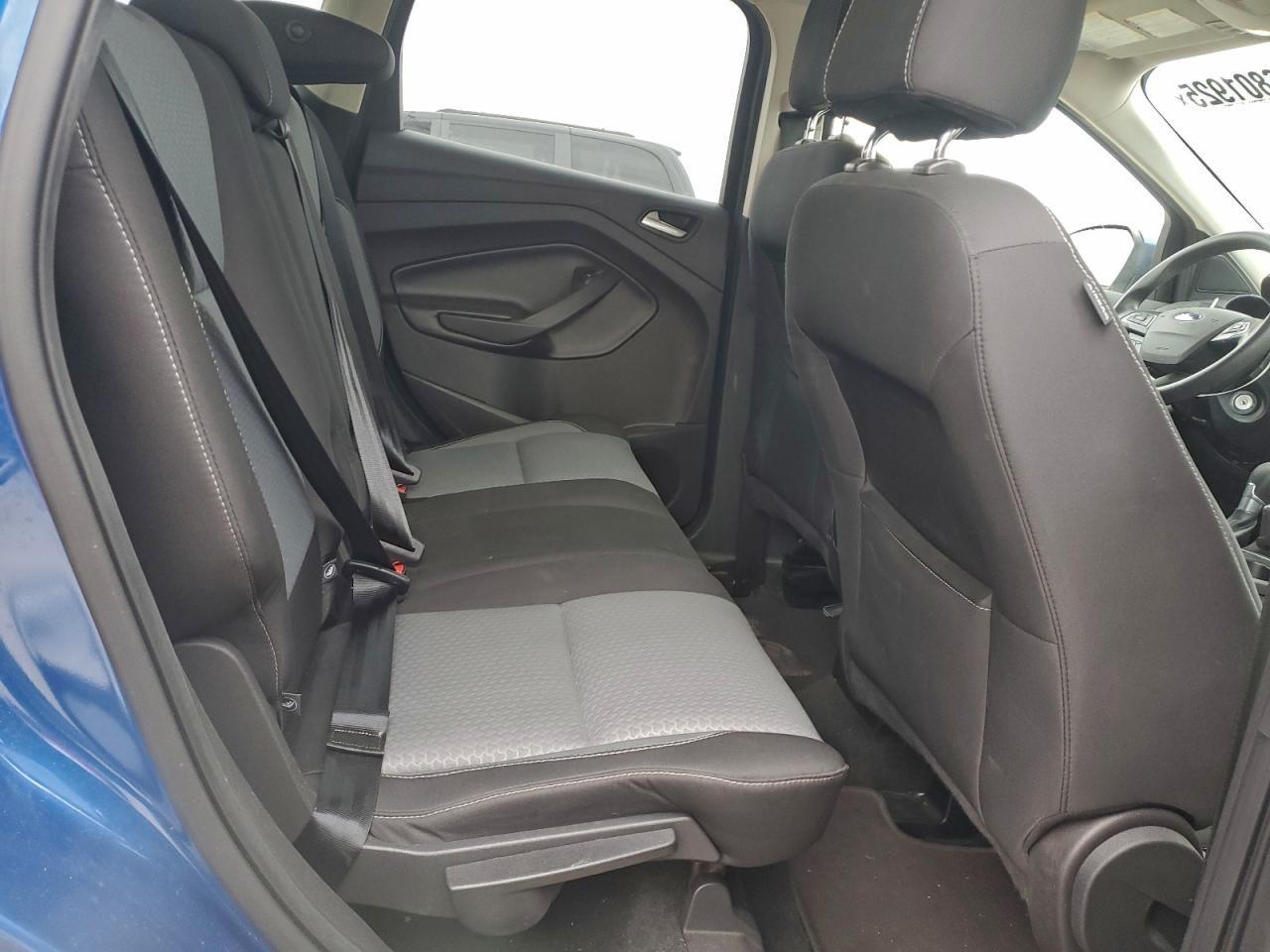 2017 FORD ESCAPE SE photo 11