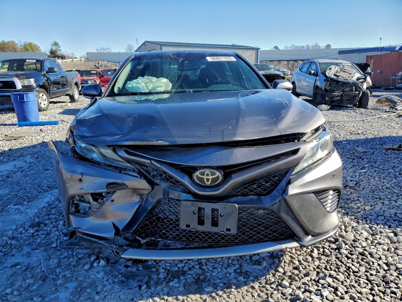 2018 TOYOTA CAMRY XSE photo 5