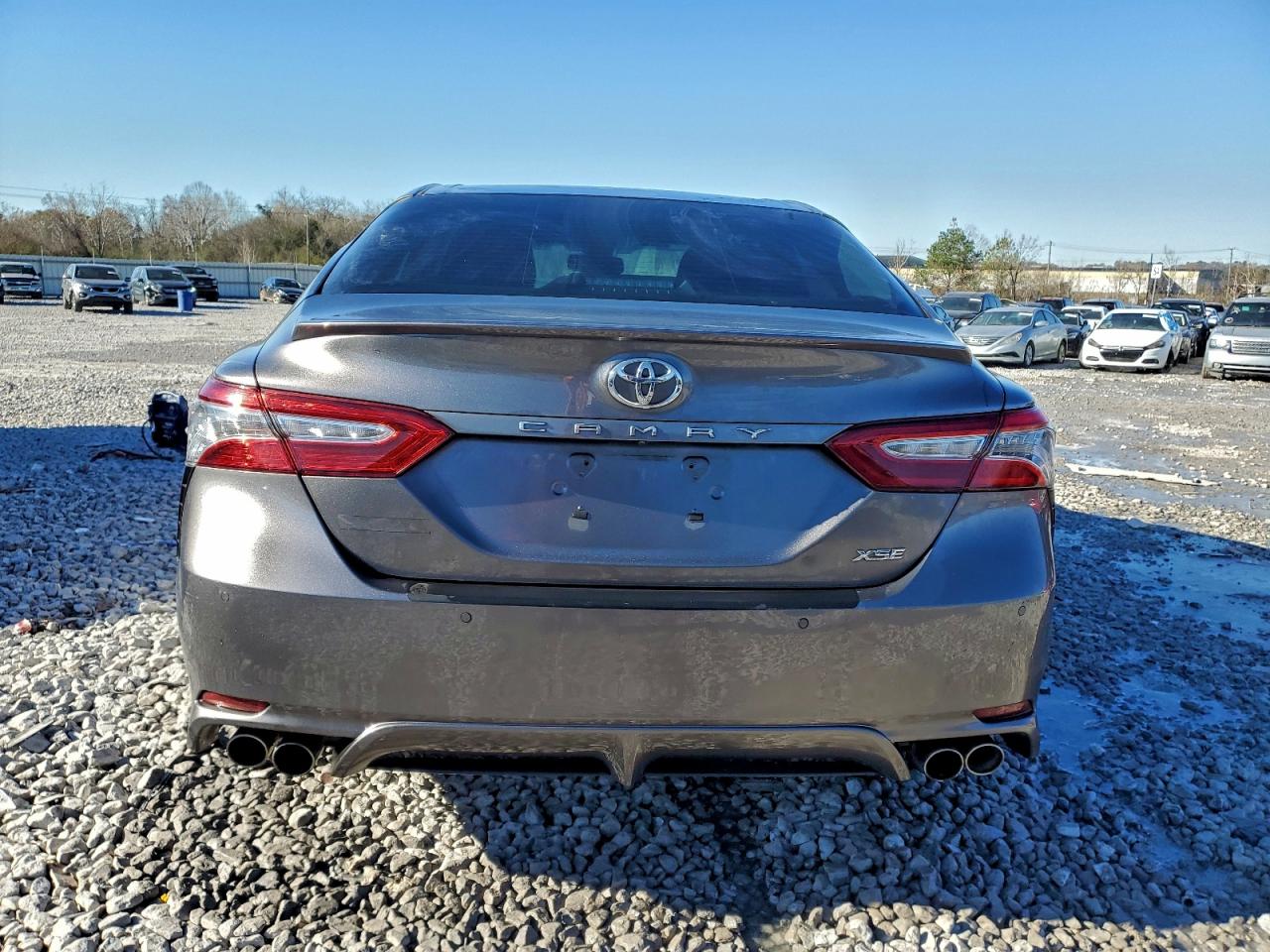 2018 TOYOTA CAMRY XSE photo 6