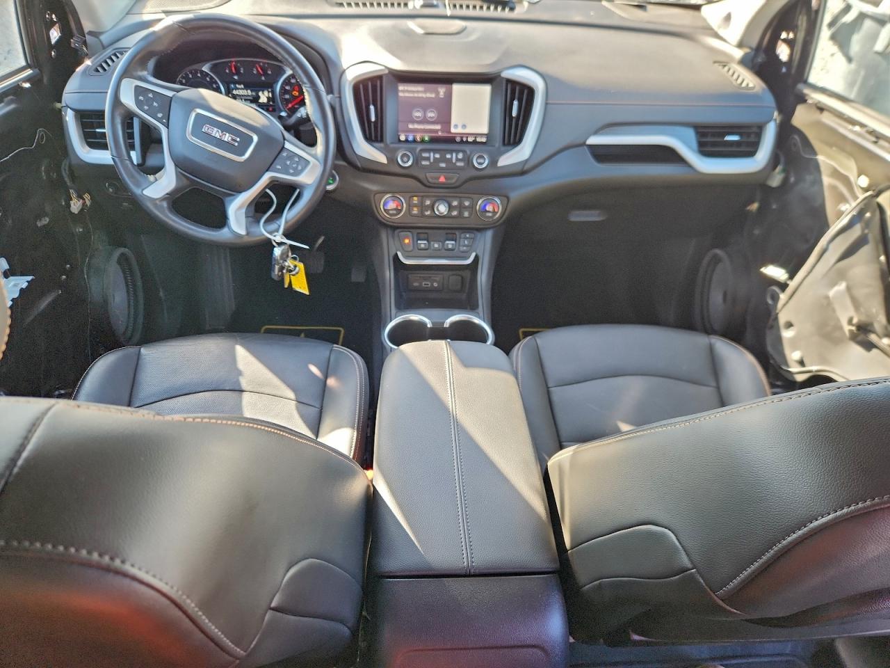 2018 GMC TERRAIN SLT photo 8