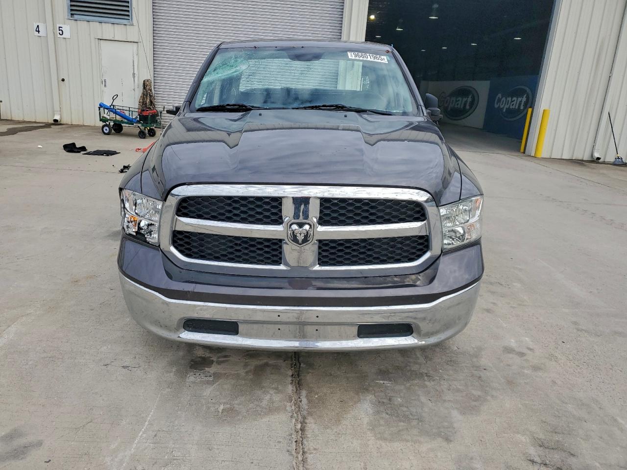2021 RAM 1500 CLASSIC SLT photo 5