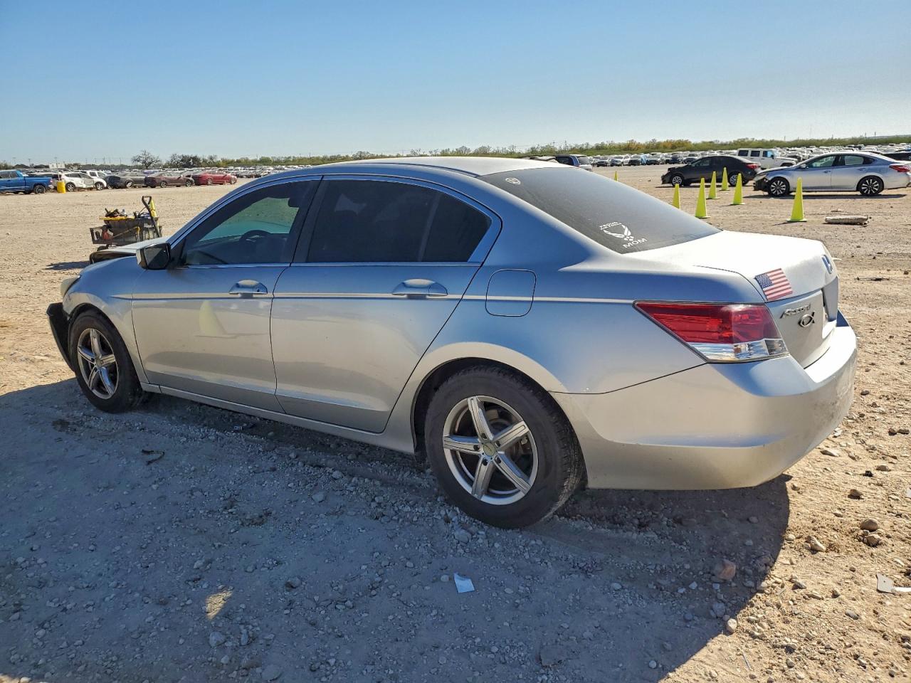 2010 HONDA ACCORD LX photo 2